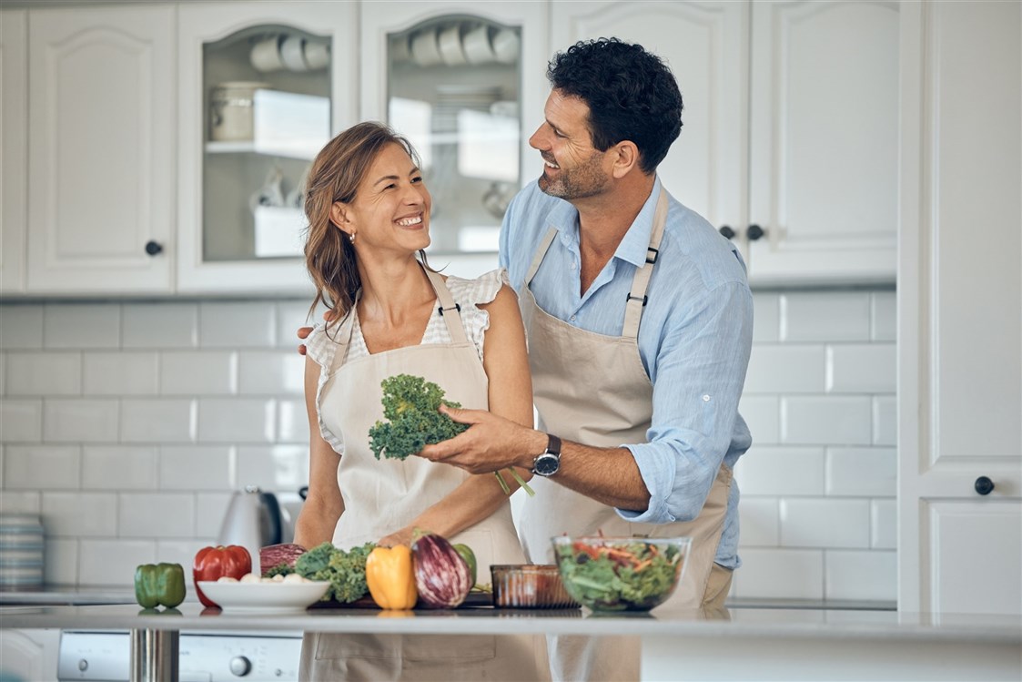 couple-cooking-vegetable-kitchen-together-healthy-food-nutrition-happy-with-chef-skill-home-man-woman-cook-with-smile-fresh-organic-vegetables-preparing-salad-meal240206044500014~